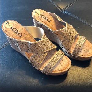 NEVER WORN! Beautiful cork wedge with sparkle